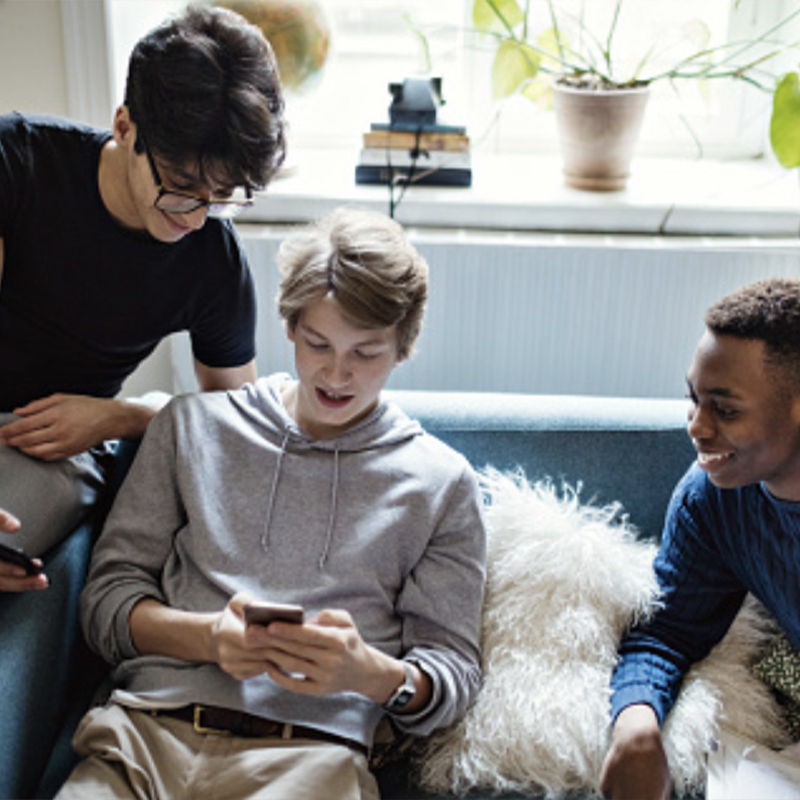 Perguntar pro pessoal que moro junto o que eles preferem comer, claro!